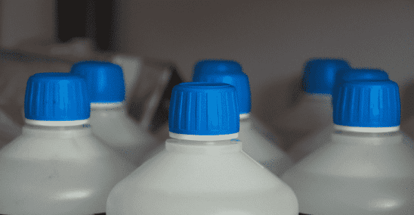 טיפים לבחירת חומר הניקיון המתאים לניקיון ציוד ייצור תרופות ואמ"ר